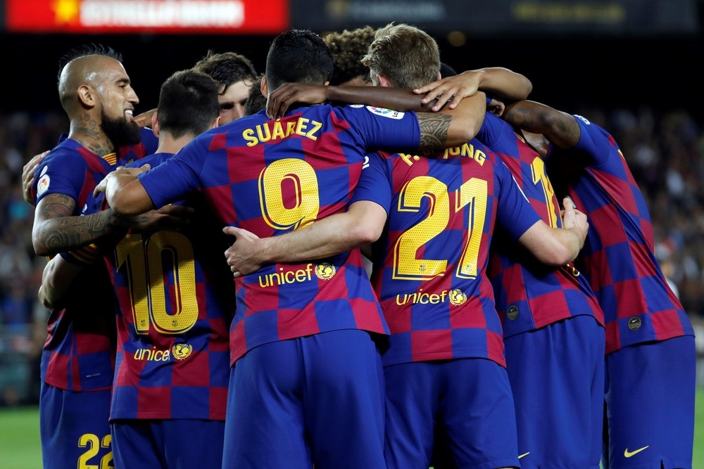 El Barça exhibe pegada en ocho minutos de vértigo