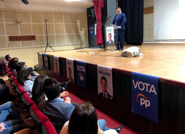 Prieto pide a los conquenses que voten con responsabilidad