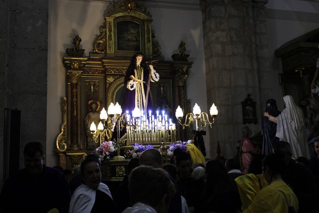 María Magdalena procesiona también el Viernes Santo y el Domingo de Gloria.