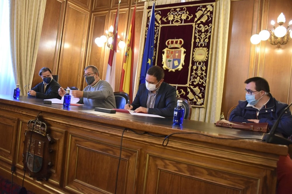 La Diputación renueva el convenio con la asociación Adocu
