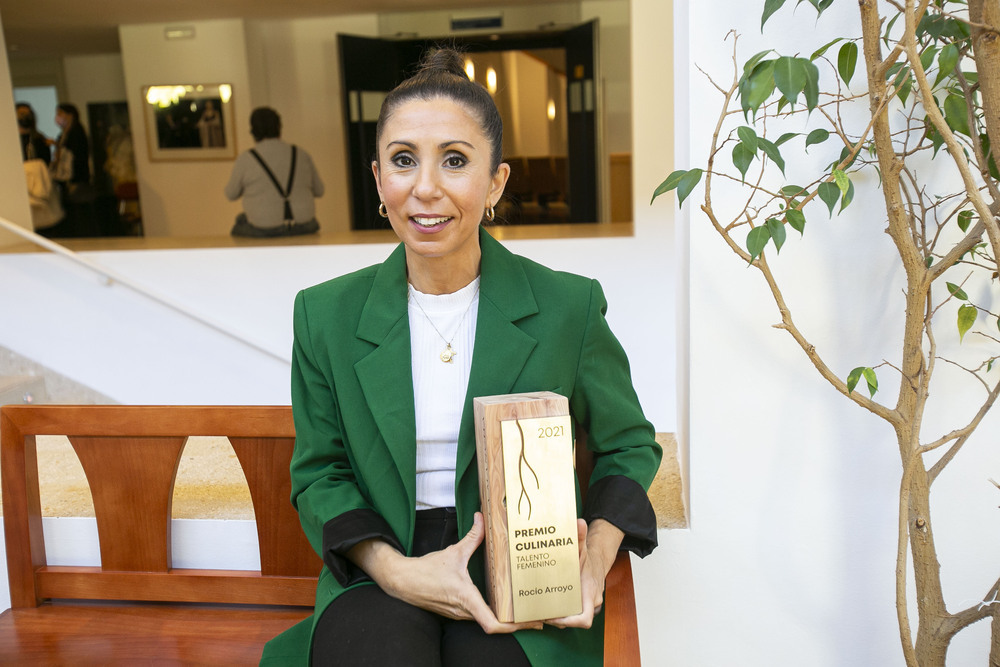 La repostera y docente Rocío Arroyo, natural de Santa Cruz de Mudela, fue reconocida con el premio al talento femenino.