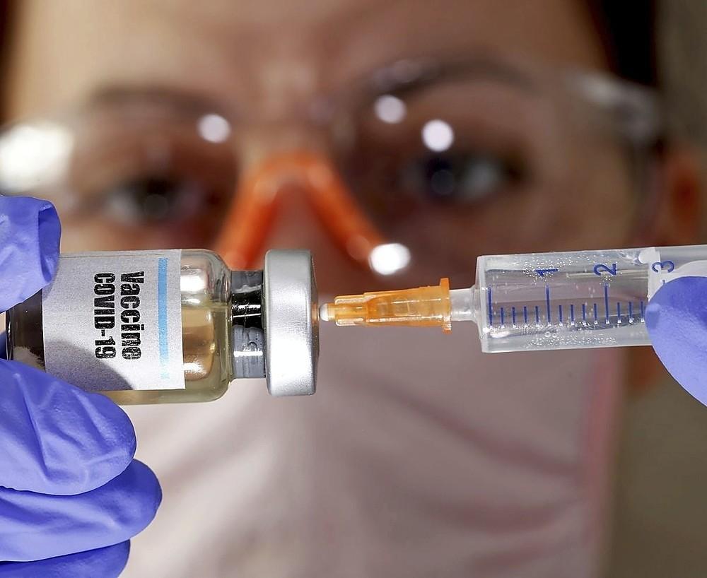 Casi 60.000 castellano-manchegos tienen la vacuna completa