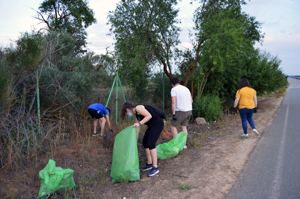 Juventudes Socialistas Tarancón recoge 100 kilos de basura