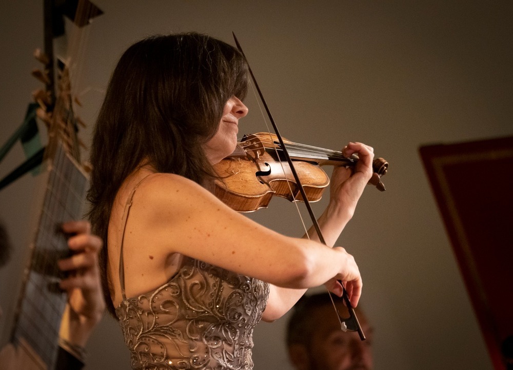 La violinista Lina Tur Bonet conquista al público de la SMR
