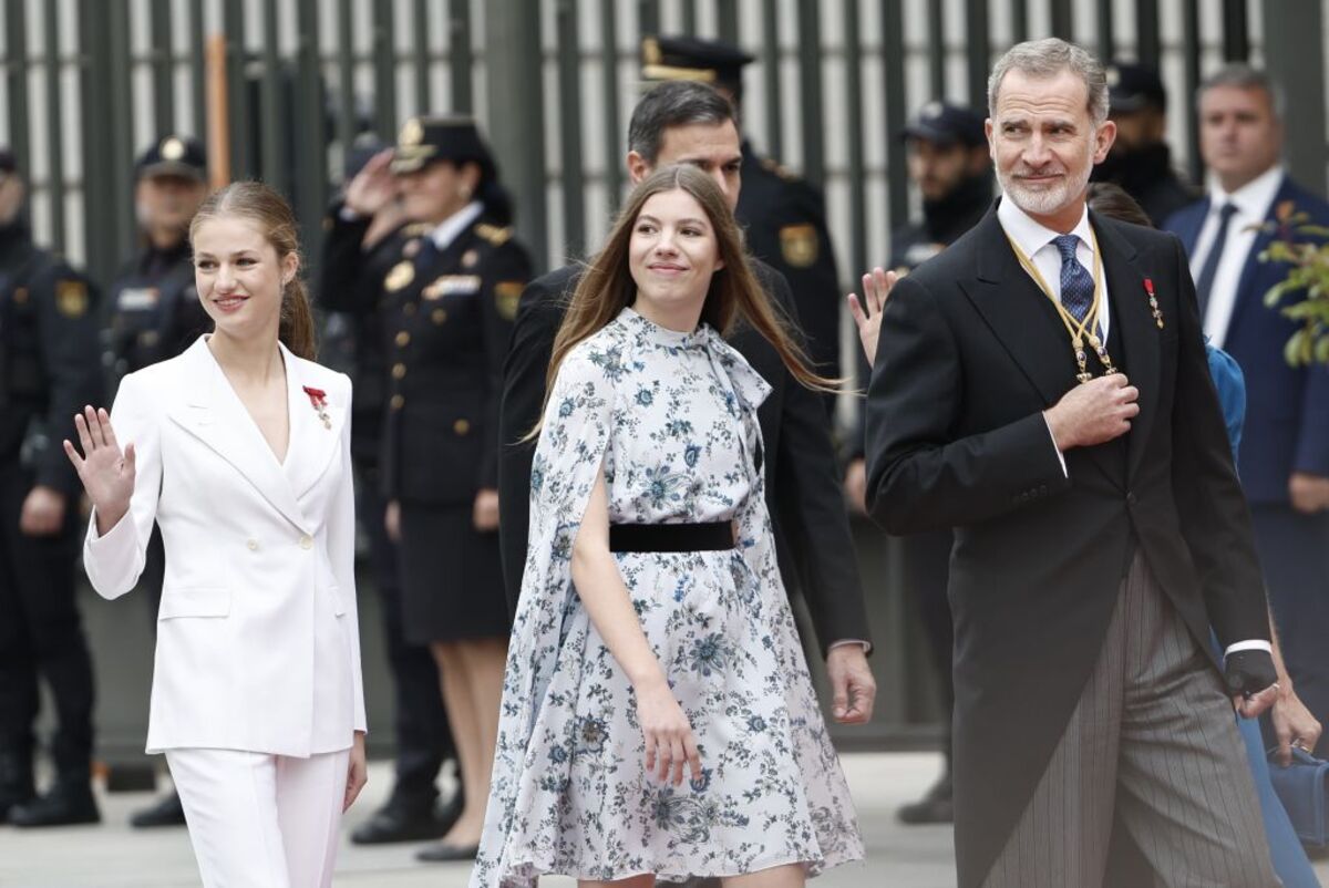 La princesa Leonor jura la Constitución en su 18 cumpleaños  / SERGIO PÉREZ