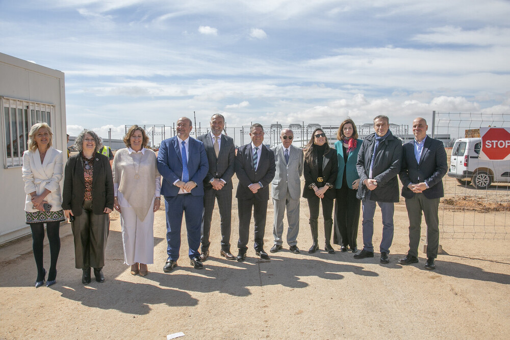 El presidente y el vicepresidente han visitado las obras de la futura planta de producción de placas de yeso laminado de Fassa Bortolo.