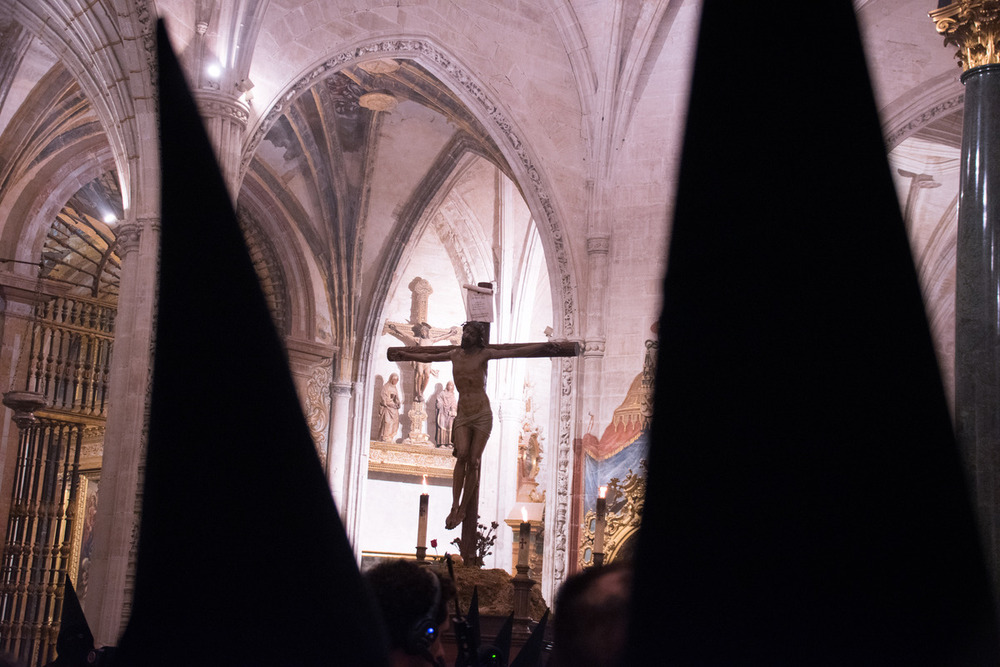 La Vera Cruz debe conformarse con la procesión en la Catedral
