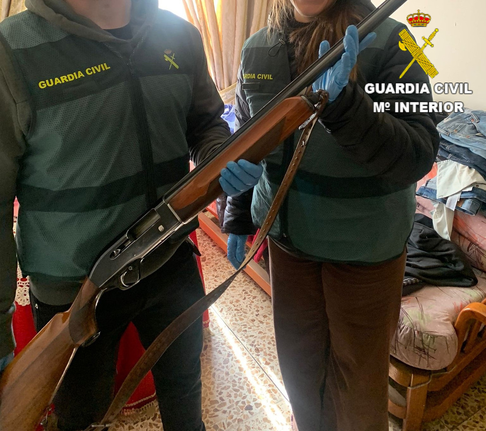 Detenido un hombre por tenencia ilícita de armas en Cañamares