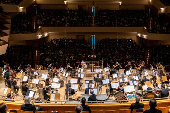 La Orquesta Filarmonía interpreta el concierto de Año Nuevo