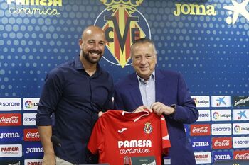 Pepe Reina regresa al Villarreal 17 años después