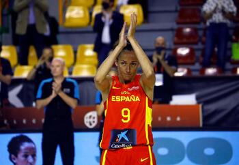 Laia Palau se retira del baloncesto profesional