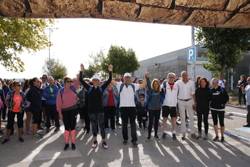 Más de 300 taranconeros se dan cita en la marcha '7.000 pasos'