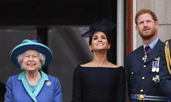 Los duques de Sussex visitan a Isabel II después de dos años