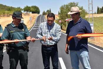 La Diputación mejora la vía entre Villarejo y Fuentelespino