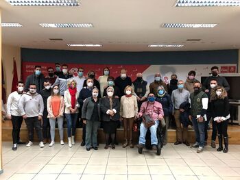 La Agrupación Local del PSOE reconoce a Nieves Ruiz
