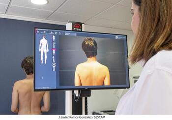 Junta usa 80.000 euros para un equipo de dermatoscopia digital