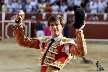 Alejandro Peñaranda, en hombros en la Feria de Albacete