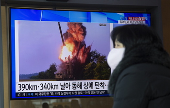 Corea del Norte lanza un misil en dirección al mar de Japón
