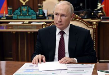 Putin vuelve a justificar la invasión rusa de Ucrania