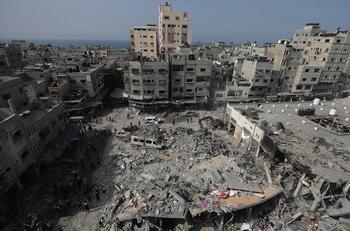 El Ejército israelí ya combate en la ciudad de Gaza