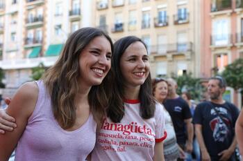 Miles de personas reivindican los derechos LGTBI en Madrid