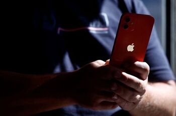 El iPhone 12 emite más radiación de la que se considera segura