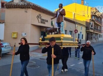 Arcas rinde honores a San Isidro