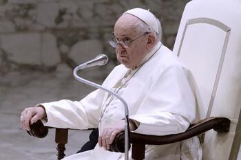 El Papa pide abandonar las 