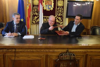 El convenio entre Diputación y Obispado se amplía a 25 pueblos