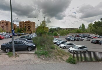 TSJCM permite aparcar junto en la zona del antiguo Serranía